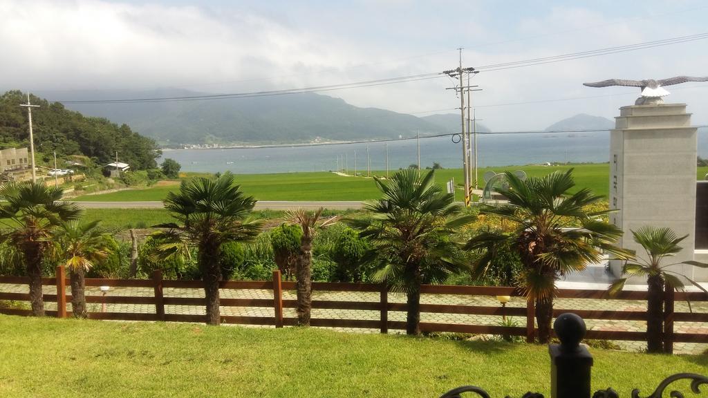 American Village Pension Manoa Namhae Oda fotoğraf